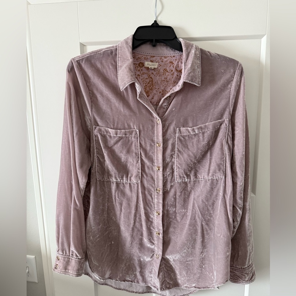 Women's pilcro Pink Velvet Button-Up Shirt